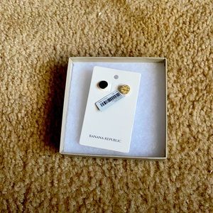 Banana republic earrings never worn